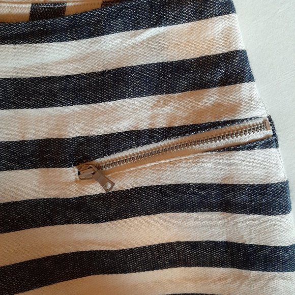 Ann Taylor Blue and White Sailor Stripe Skirt - Picture 3 of 4